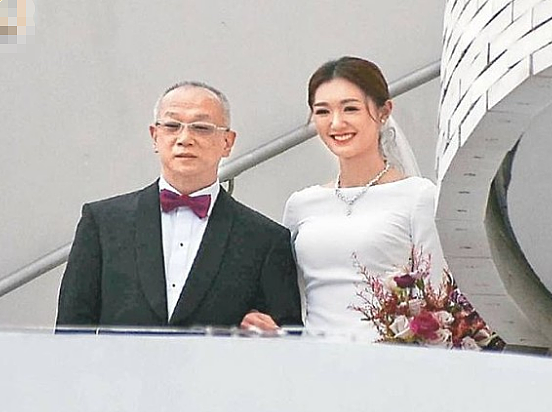 恭喜!TVB女星马上生仔,23年才生完一胎,老公被冷待靠富商岳父生活?(组图) - 14