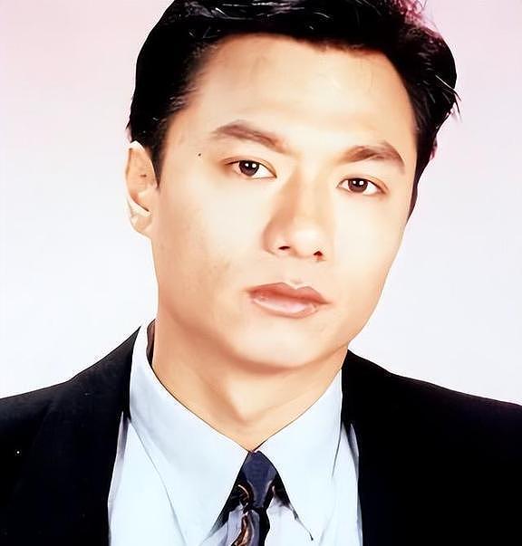林俊贤景区打工，被妻子抛弃、赔到血本无归，如今成了酒糟鼻老汉（组图） - 7