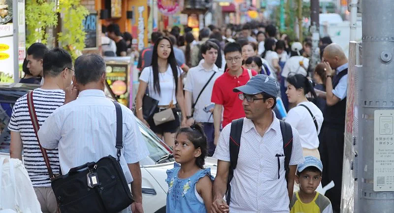 破防！日本引入5万印度人，多地爆发抗议？背后是一场孤注一掷的豪赌…（组图） - 5