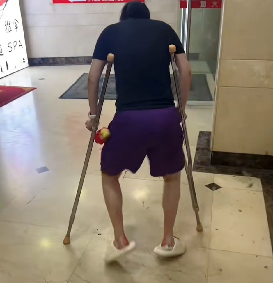 上海女子突然脚底喷血,紧急送医!这东西很多人在用,有人称“一个月瘦20斤”…(视频/组图) - 6
