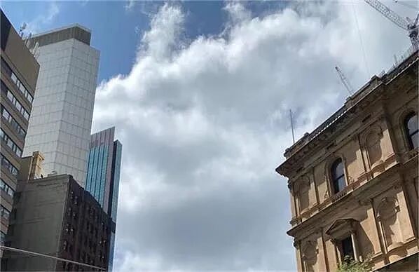澳媒:中美贸易局势紧绷 澳洲或凭借关键矿产赢得关税谈判筹码 公寓之王Harry Triguboff降价百万元售出黄金海岸公寓豪宅 - 4