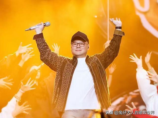 德云社岳云鹏五姐包大巴车,带邻居、亲友到郑州,看岳云鹏演唱会(组图) - 7