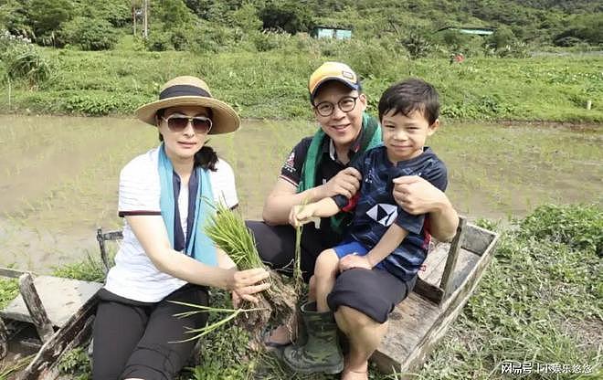 钱再多有什么用？46岁霍启刚的婚后生活，给所有豪门夫妻提了个醒（组图） - 3