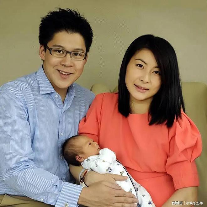 钱再多有什么用？46岁霍启刚的婚后生活，给所有豪门夫妻提了个醒（组图） - 2