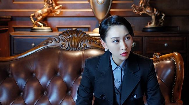 知名女星嫁豪门，30万鲜花铺路，宋祖英朱时茂捧场（组图） - 15