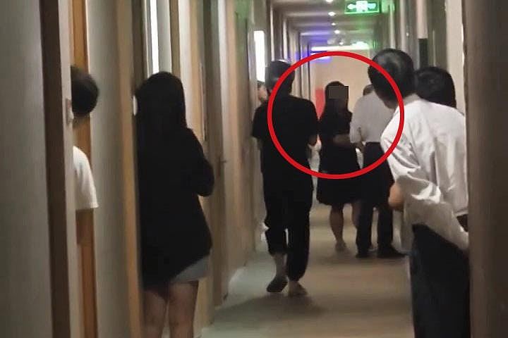 港妻北上酒店捉奸！闹爆公务员夫：这么没有道德，怒揭小三真身外貌（组图） - 2