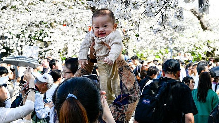 日本出生率下降趋势缓解:中国妈妈领军,外籍父母贡献逾3%创新高(组图) - 2