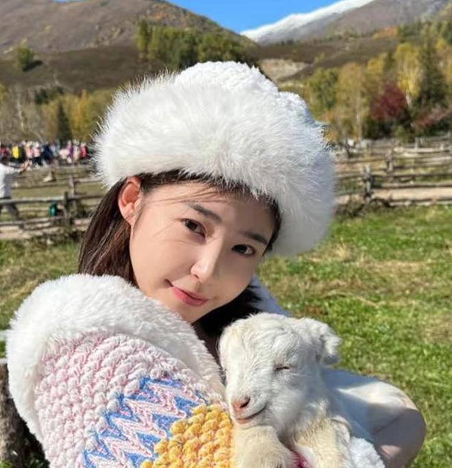 王思聪“女儿”已上户口！2岁闪闪很可爱，黄一鸣仍放不下王思聪（组图） - 4