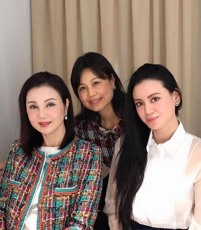 初代琼瑶女郎罕谈豪门家规！每天要向婆婆敬茶（组图） - 7
