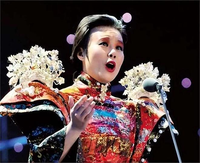 龚琳娜离婚,撕碎中年人的爱情幻想!(组图) - 4