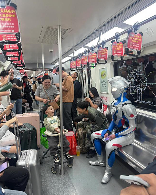 【爆笑】前男友在我家门口等了一夜?我要不要见?网友害怕:不怕死就去? (组图) - 49