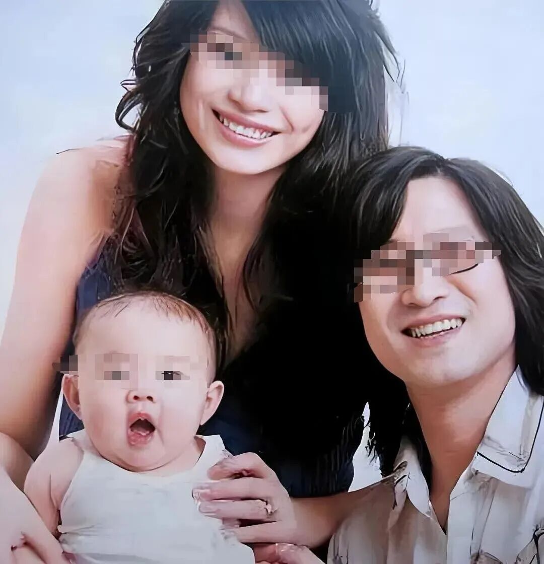 炸裂！汪峰前任公开哽咽自曝：和汪峰断联，女儿小苹果不想认自己，连联系方式都没有！坦言不亲自抚养女儿的真实原因！（组图） - 4