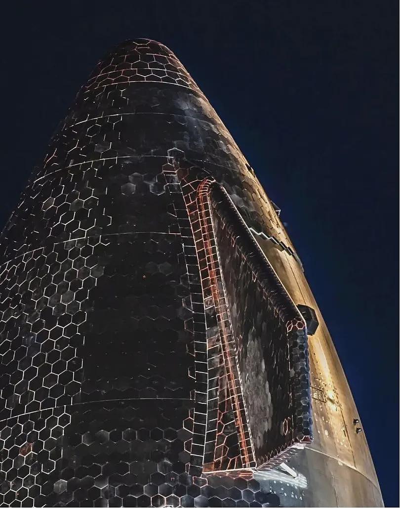 星舰十一飞交出完美答卷,马斯克终于等来了回报?(组图) - 6