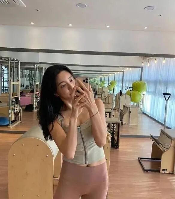 【美女】田径界的“李英爱”,却因过于性感惹争议,这身材你打几分(组图) - 4