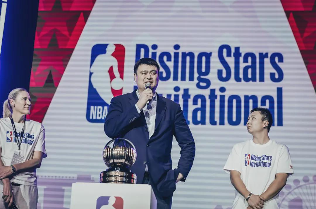 45岁姚明从NBA退休,每月养老金金额令人羡慕(组图) - 1