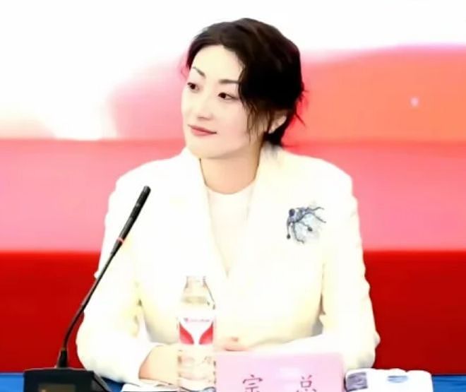 宗庆后想学何鸿燊!但宗馥莉可不是何超琼(组图) - 6