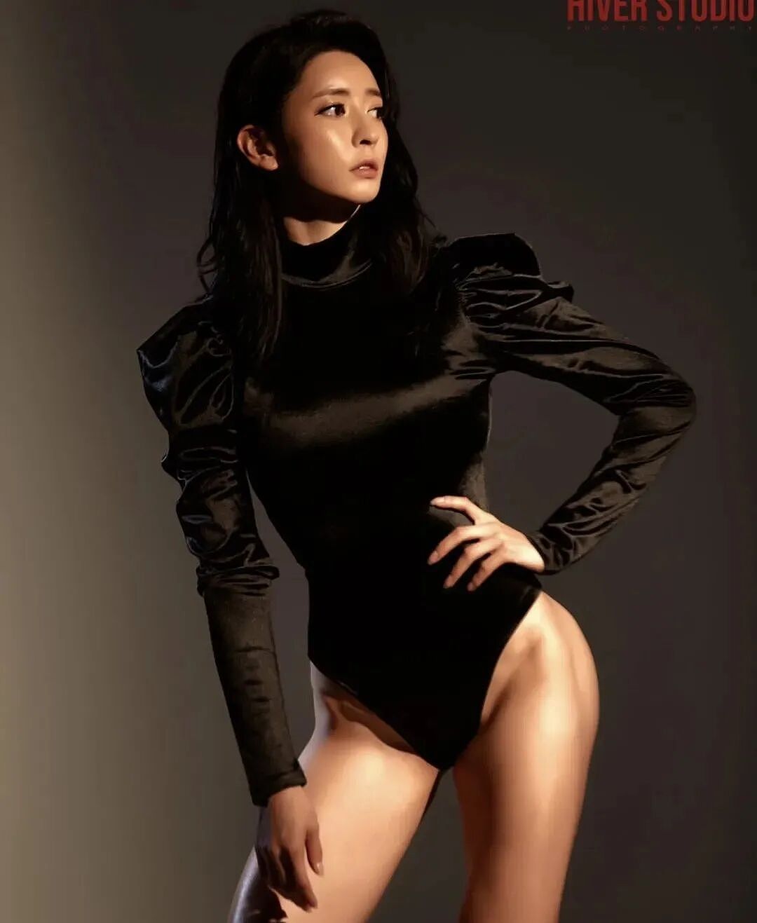 【美女】田径界的“李英爱”,却因过于性感惹争议,这身材你打几分(组图) - 8