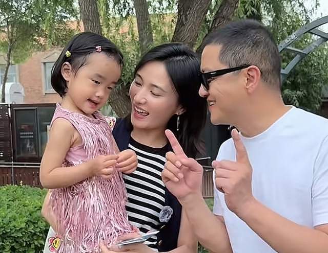 李亚鹏宣布离婚!跟海哈金喜结婚不到5年,网友质疑是为了躲债(组图) - 8