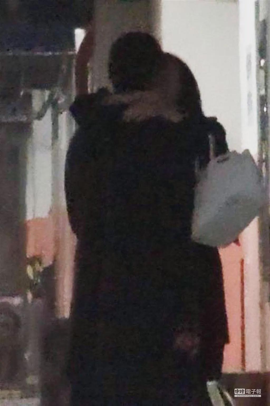 李亚鹏官宣离婚,唉,他终于一无所有(组图) - 29