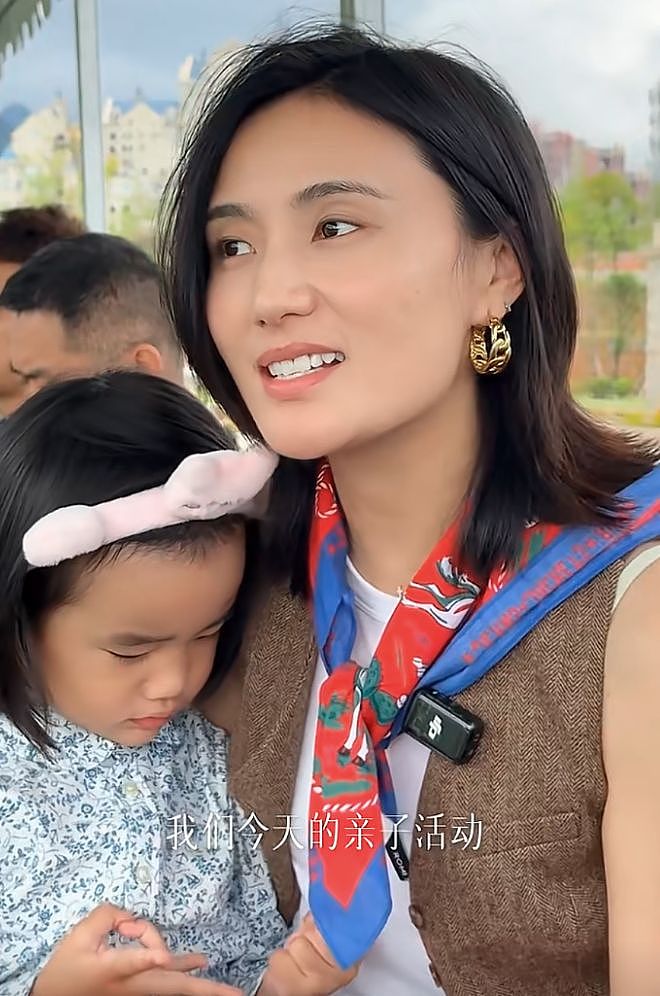 李亚鹏又离婚,对小19岁二婚妻子和王菲态度出奇一致,细节太伤人(组图) - 3