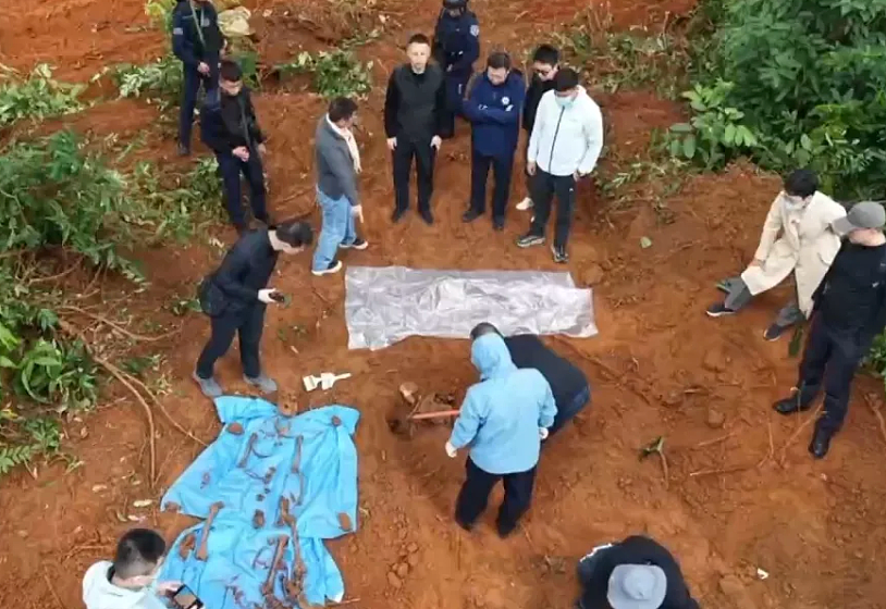 一个中国人卖30多万，和金主结拜要杀人祭天！缅北果敢魏家犯罪集团暴行曝光（视频/组图） - 12