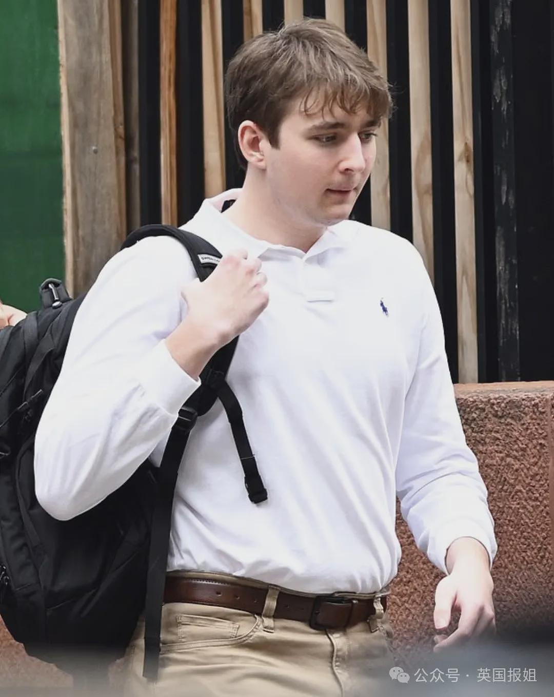 特朗普19岁小儿子为和女孩约会封锁自家大楼?上大二后长胖发腮,富家子弟行径引群嘲(组图) - 9
