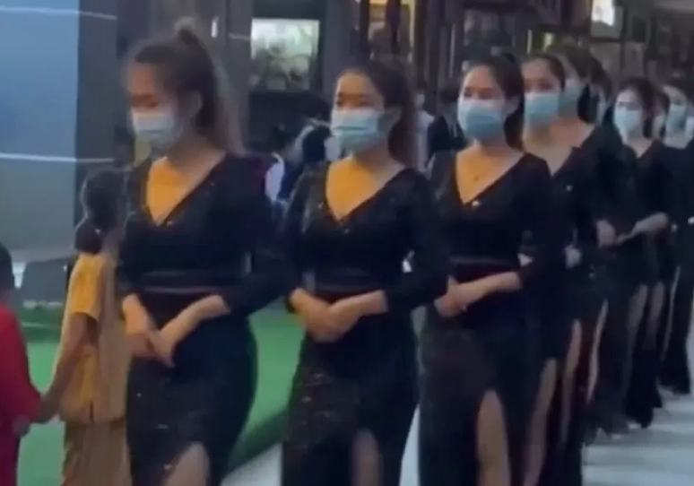 一个中国人卖30多万，和金主结拜要杀人祭天！缅北果敢魏家犯罪集团暴行曝光（视频/组图） - 29