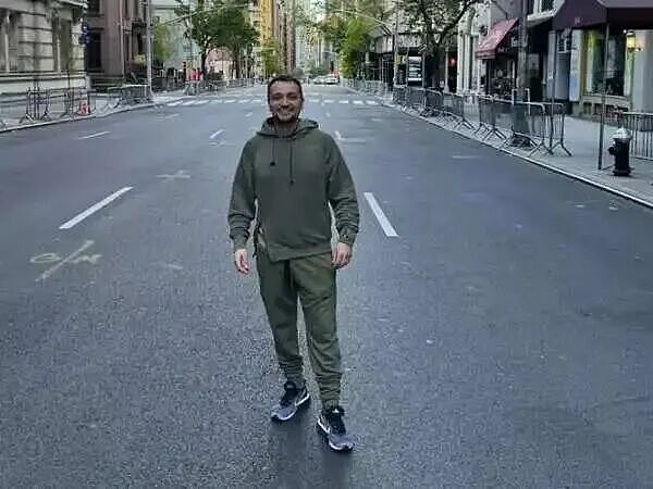英国男医生怕秃怕老，每天输维生素，注射“猪脑针”（组图） - 9