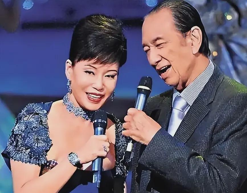何超莲不再隐瞒，终于坦言，为何与窦骁结婚两年，没有孩子的缘由（组图） - 17