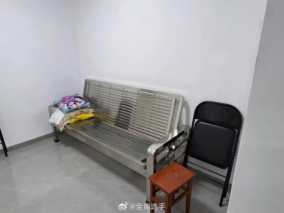 【爆笑】男朋友每天坐两小时公交接我下班好感动?啊啊啊评论区两极分化太严重(组图) - 23