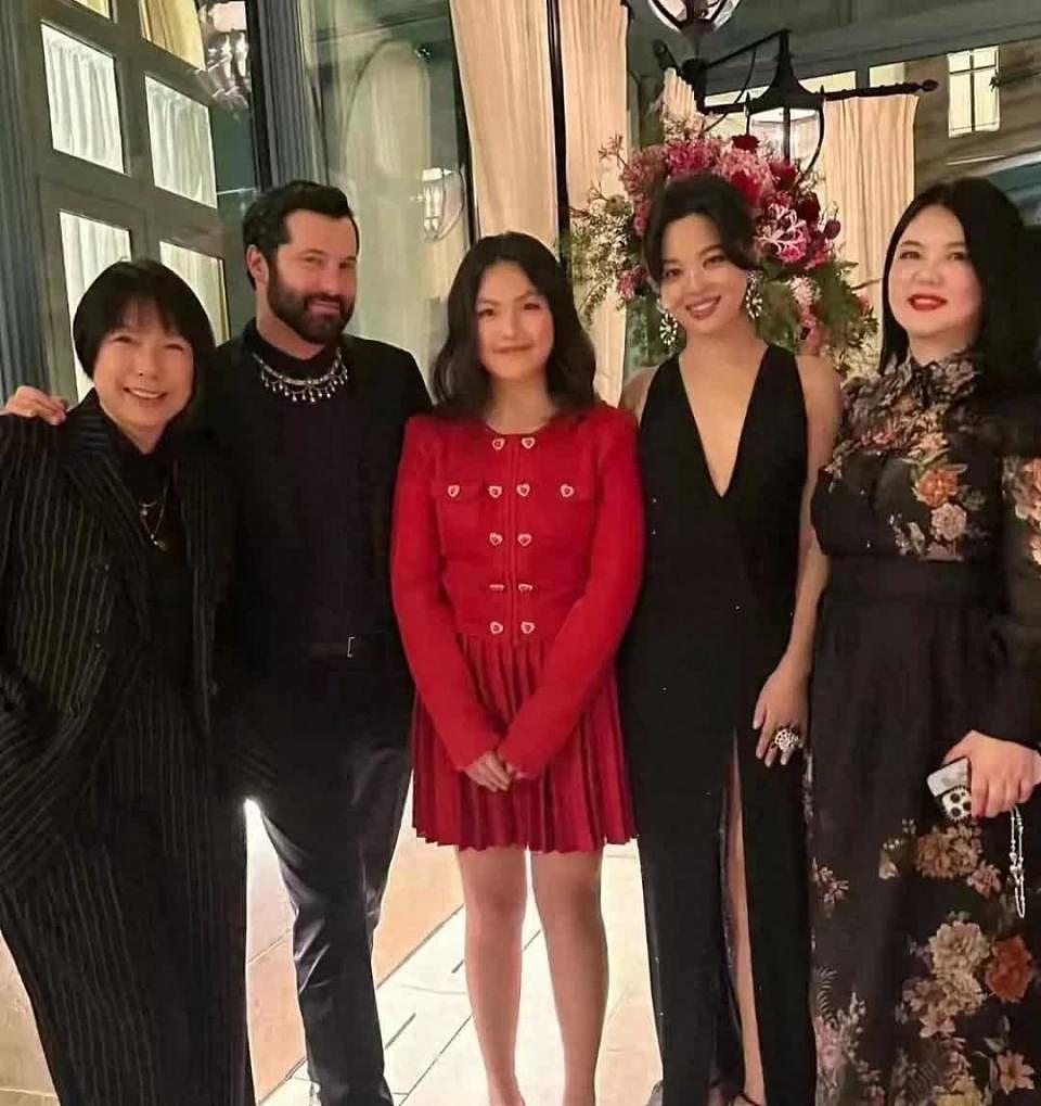 王诗龄16岁生日戴贵价珠宝，新一代星二代变赛道，站着就把钱赚了（组图） - 6