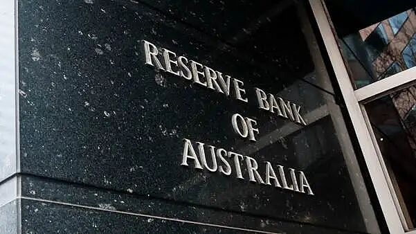 RBA会议纪要显示谨慎,未来利率政策取决于数据(组图) - 1