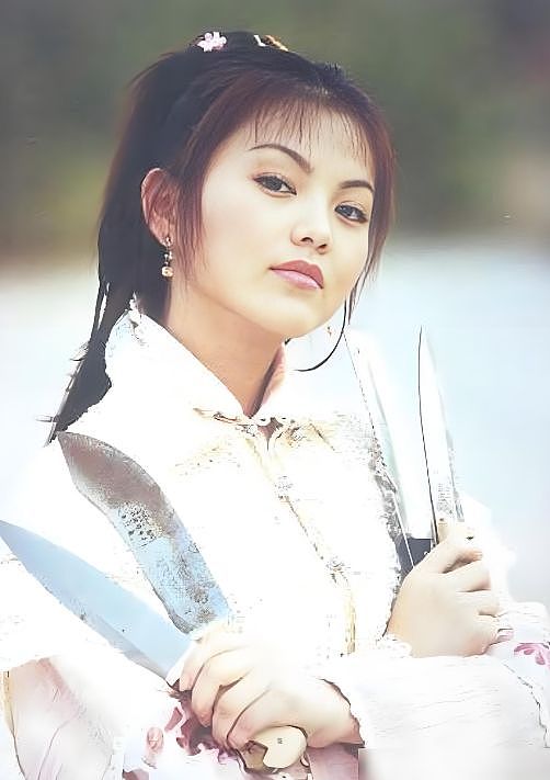 李湘王岳伦一起回国，拎4万手提包，全身照吓到网友：像座山雕（组图） - 15
