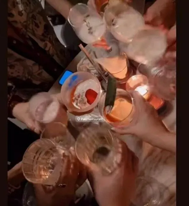 突然宣布再婚！离婚3年突然领证，男方身份不俗超级恩爱（组图） - 3