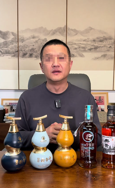 54岁李亚鹏又离婚了！3年婚姻败给现实，再婚后负债累累，居无定所，如今女儿随女方生活！从王菲到海哈金喜，网友：并不意外！（组图） - 8