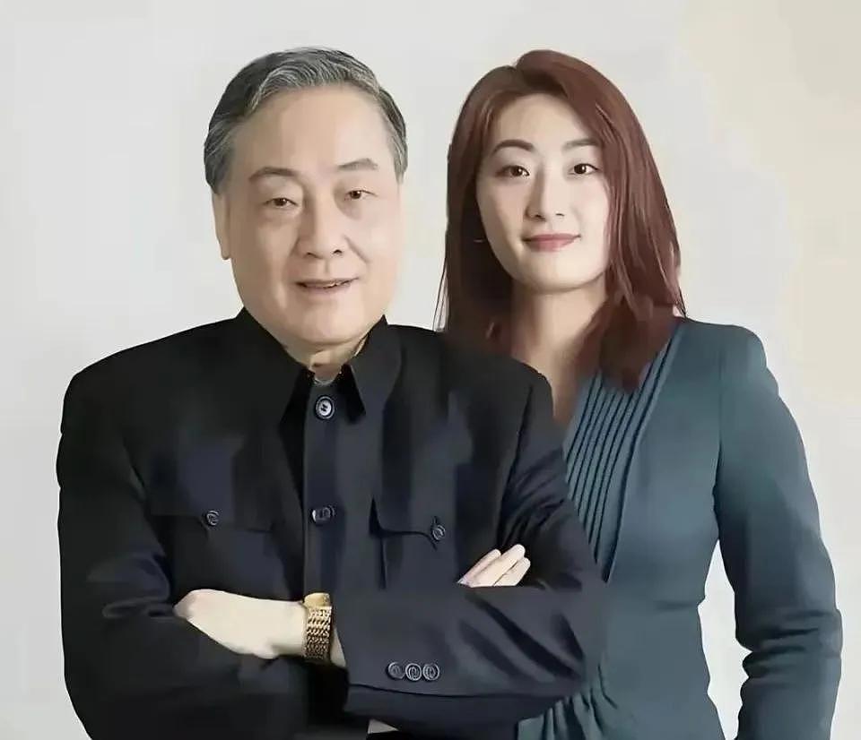宗馥莉削藩失败，辞去娃哈哈职务创新牌，杜建英之子或成新继承人（组图） - 4
