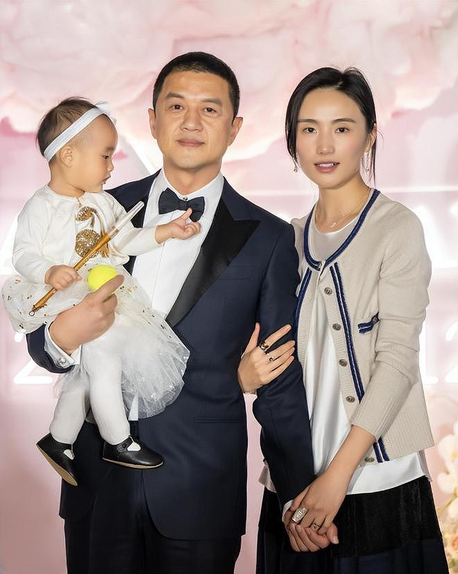 笑不活了!网友集体冲进李亚鹏账号评论区,各种神评涌现太离谱(组图) - 8