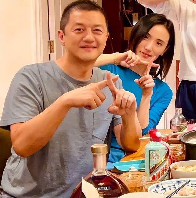 无房无存款，娃要自己养！嫁给大19岁的李亚鹏，海哈金喜亏死了（组图） - 2