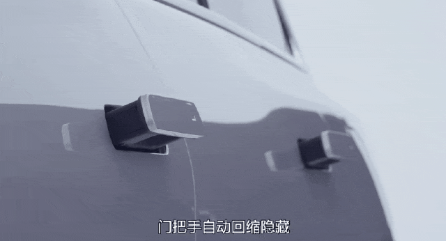 小米SU7事故最后救援通道被堵，雷军吹嘘的隐藏式门把手是凶手（组图） - 3