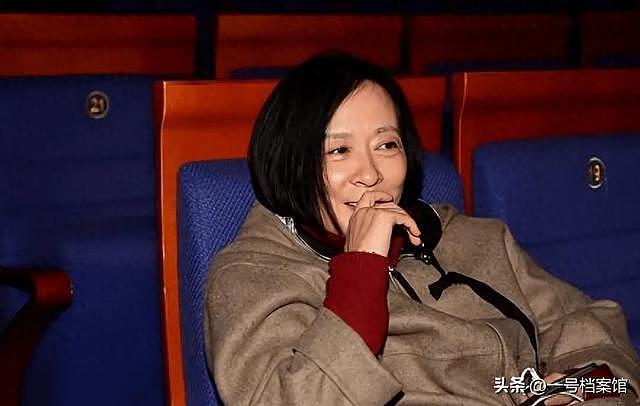 身家过亿的她，就连陈道明都得叫一声姐，如今因儿子“名声受损”（组图） - 1