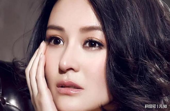 她被誉为“内地张柏芝”，富豪丈夫苦追11年，如今沦落到演妈妈（组图） - 9