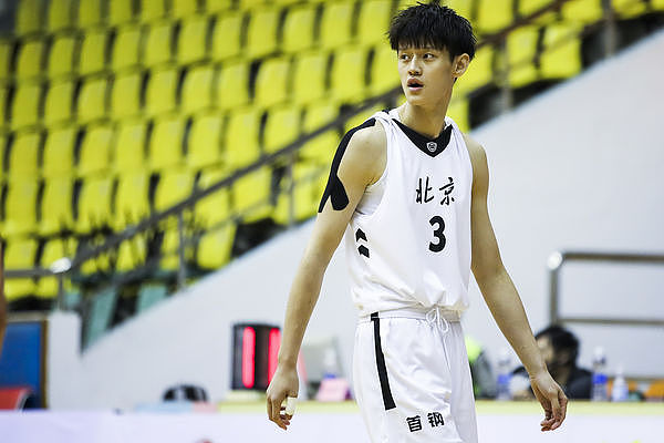 NBA中国赛只上场10分钟，篮网宣布裁掉曾凡博，网友炸了（组图） - 3