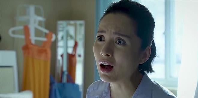 她26岁成双料影后，二婚嫁靳东高龄生下两子，今48岁美得自信从容（组图） - 26