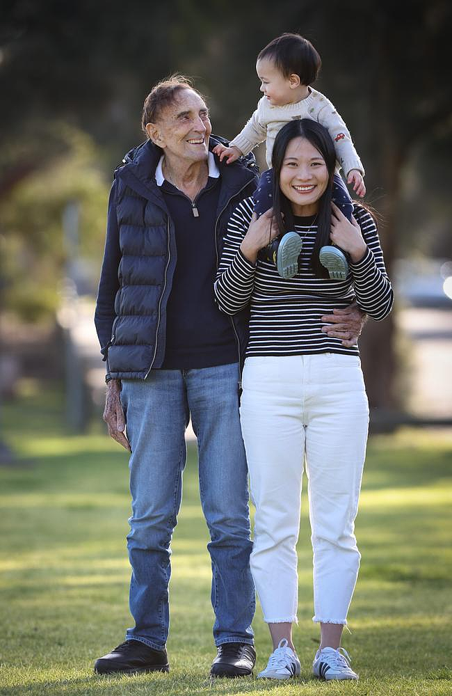 墨尔本93岁医生老来得子，37岁华人妻子还计划再要一个孩子（组图） - 6
