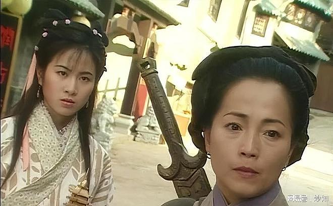 62岁“石榴姐”苑琼丹近况曝光，生图下人老皮松，木偶纹好抢镜（组图） - 5