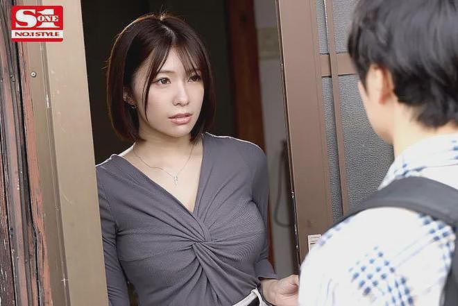 【美女】G杯蓝衣战神，笑容甜美，身材无敌，看了简直停不下来（组图） - 29