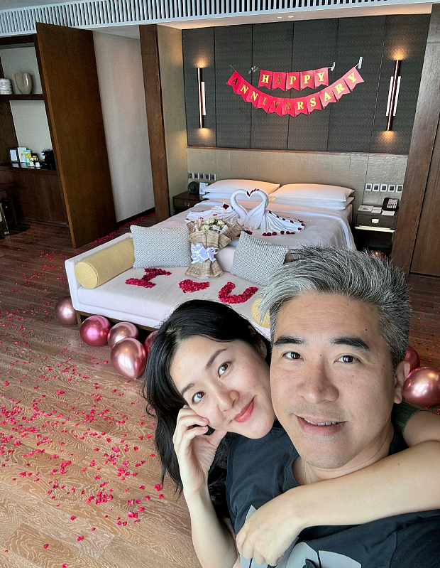 小三转正1周年！成功上位在瑞士求婚，曾被男友街头摸内衣亲热？（组图） - 15