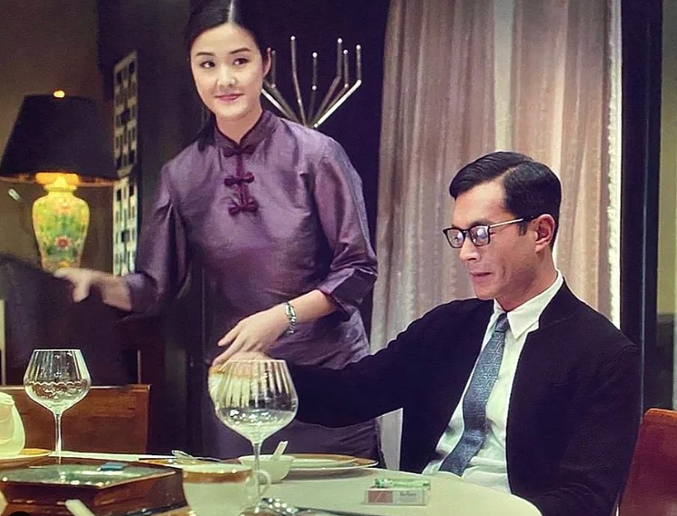 小三转正1周年！成功上位在瑞士求婚，曾被男友街头摸内衣亲热？（组图） - 20