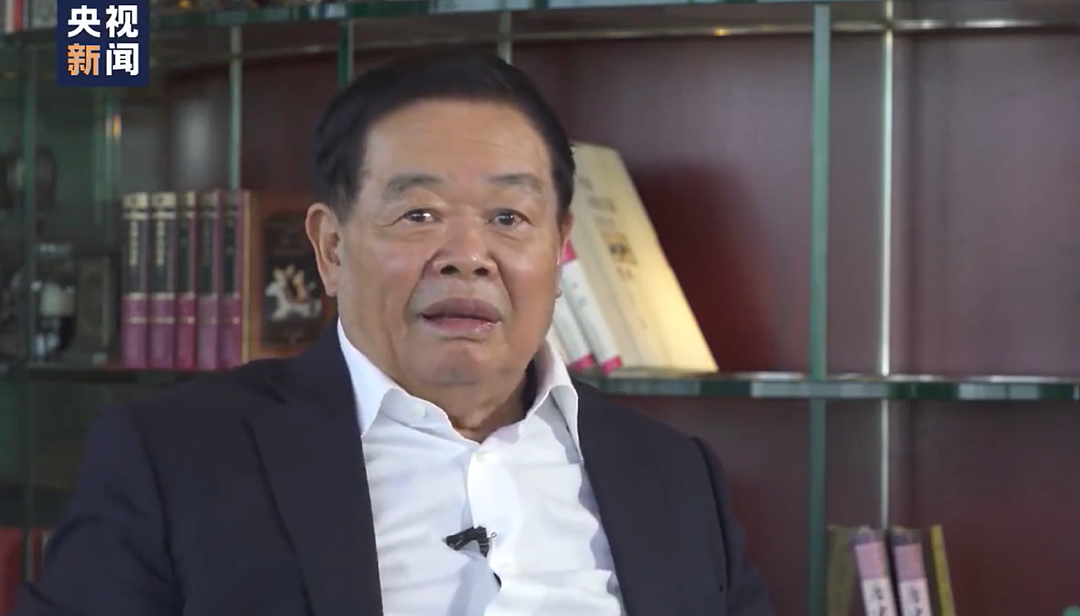 79岁曹德旺提前辞去董事长职务！儿子曹晖接任（组图） - 2
