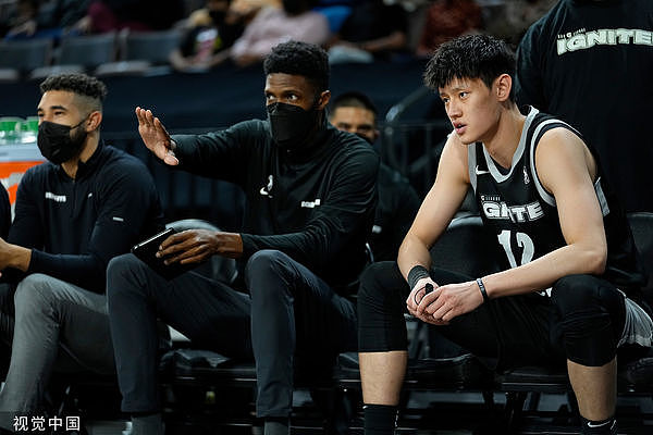 NBA中国赛只上场10分钟，篮网宣布裁掉曾凡博，网友炸了（组图） - 1